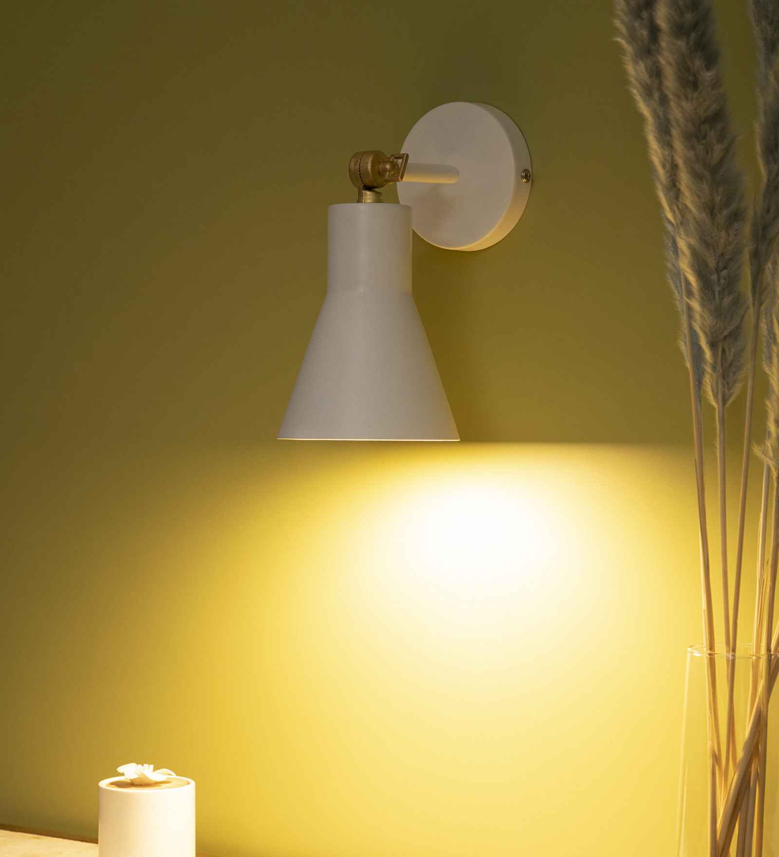 Lucca Gold Table Lamp With Metal Base