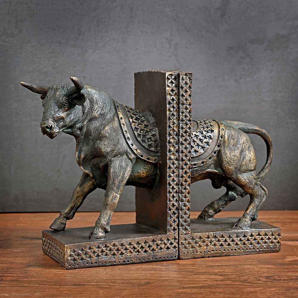 Rustic Bull Bookend
