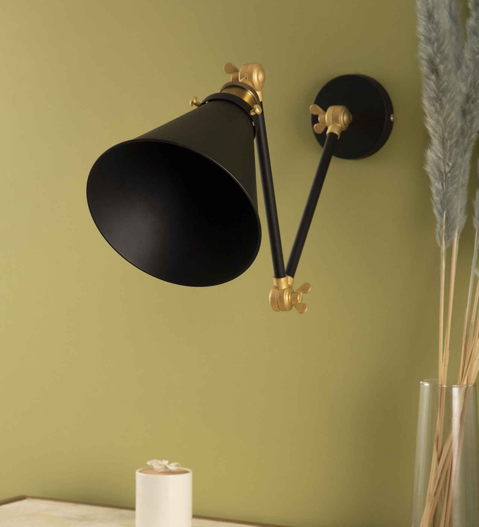 Mimmic Black Wall Sconce