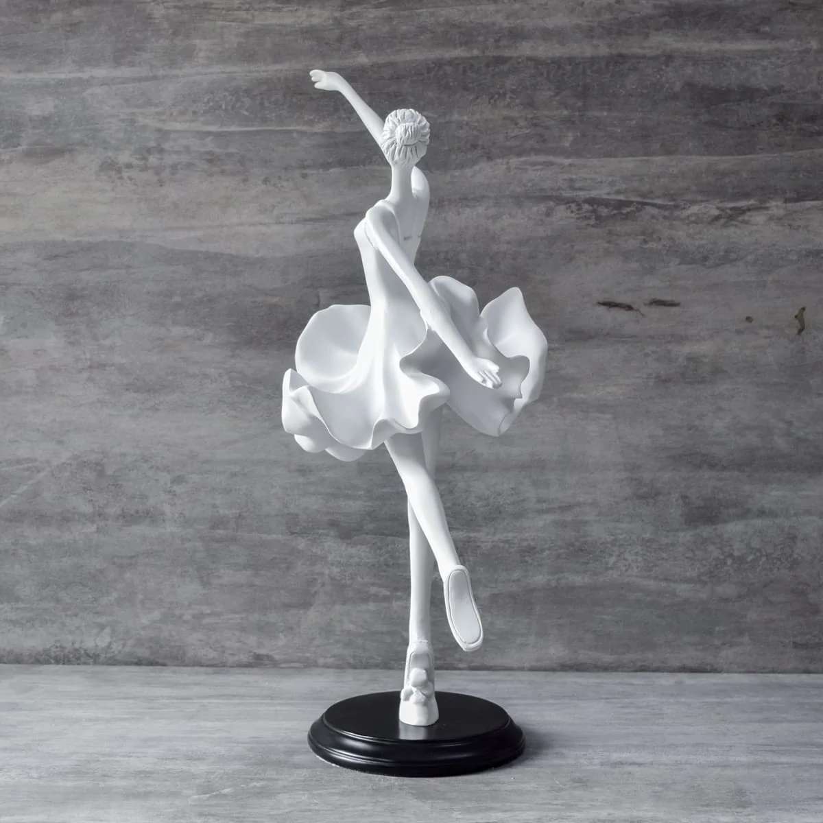 Leia Ballerina Sculpture