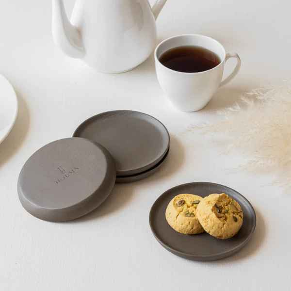 Oliver Coasters With Stand