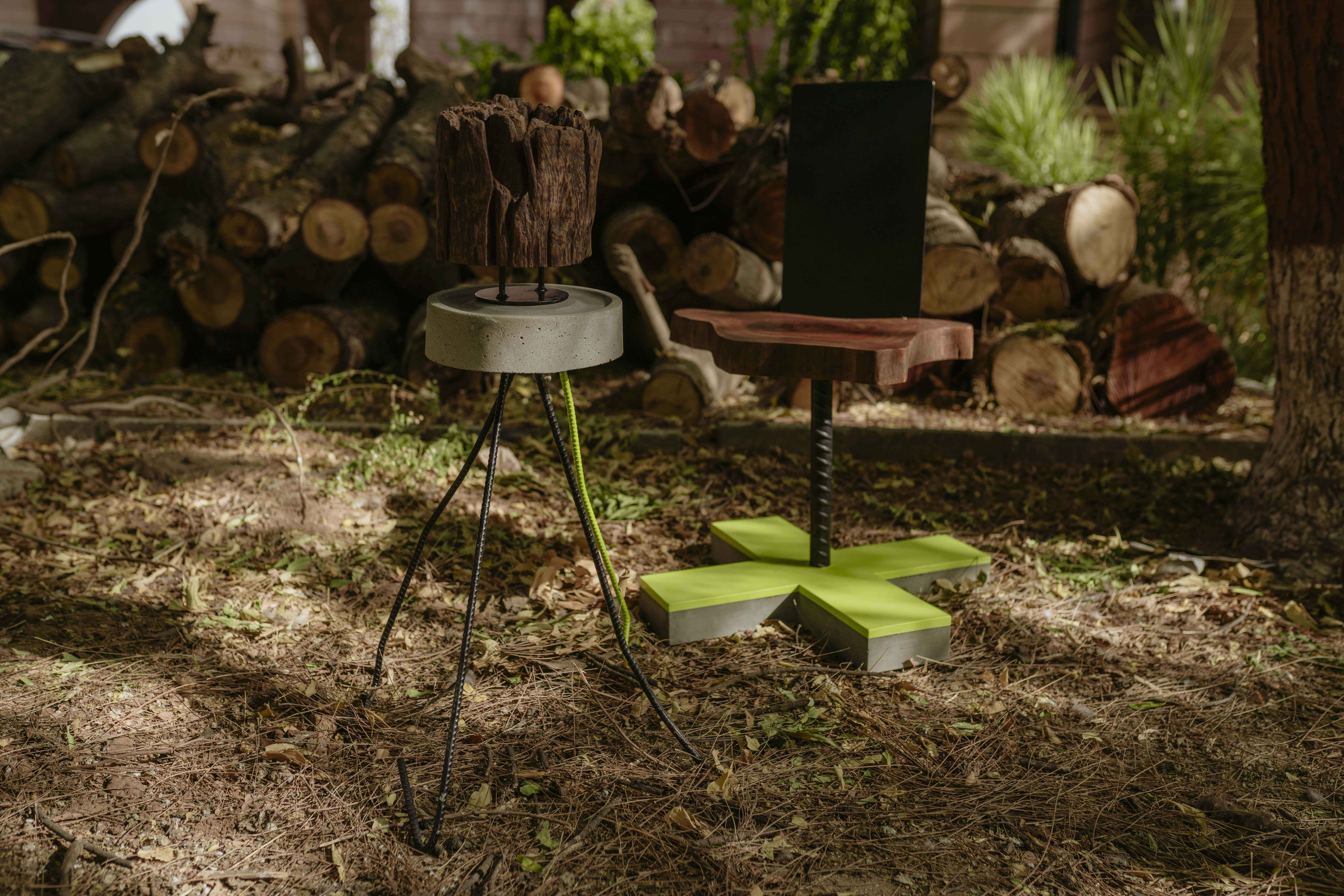 Canti Table