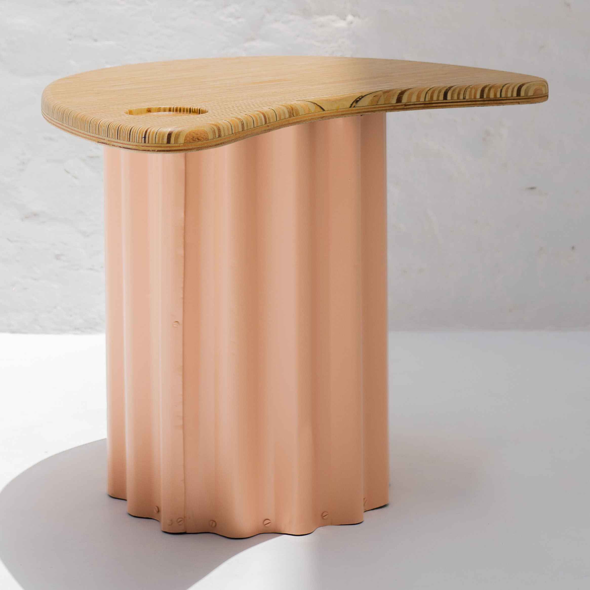 Canti Table