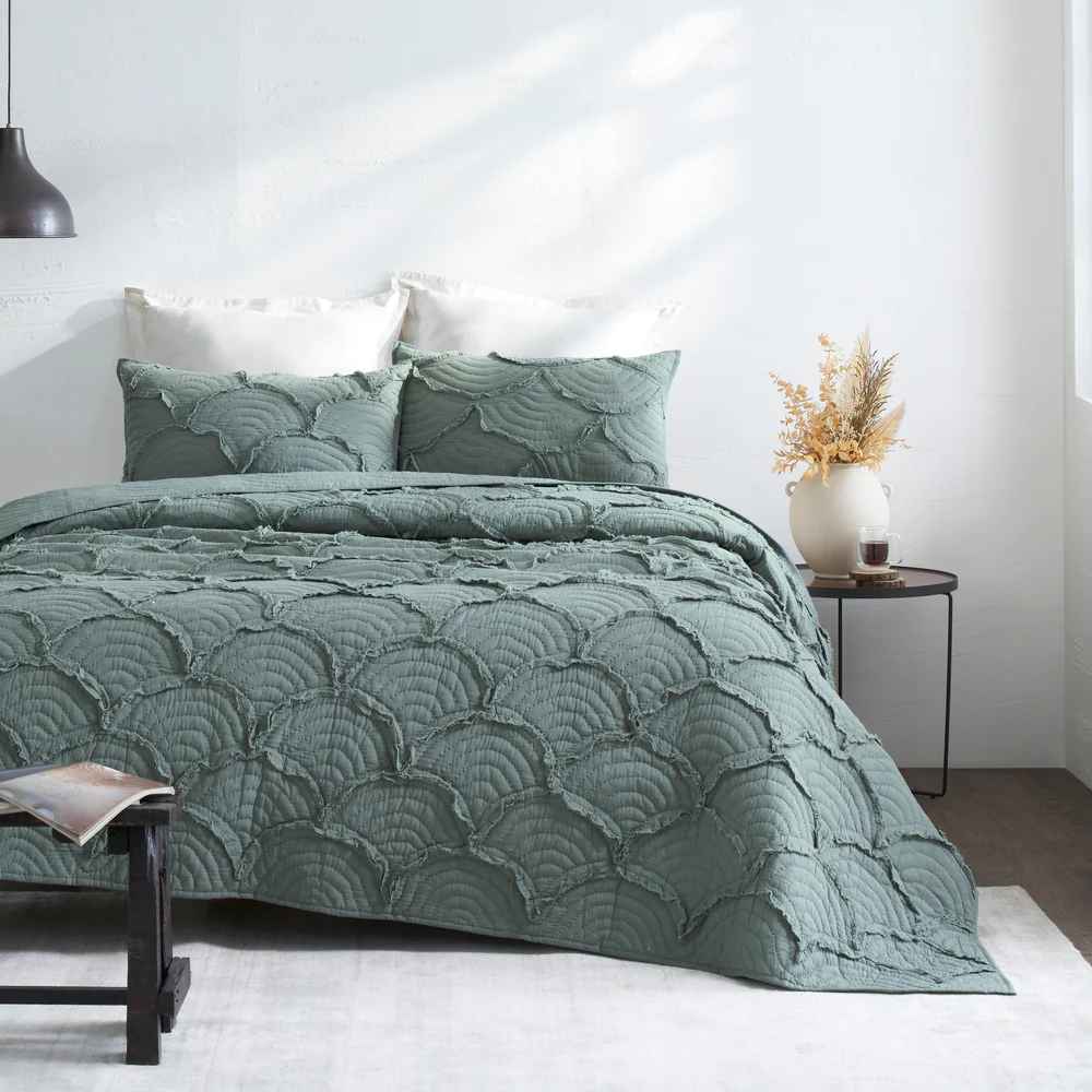Puffer Embroidered Bedding Set