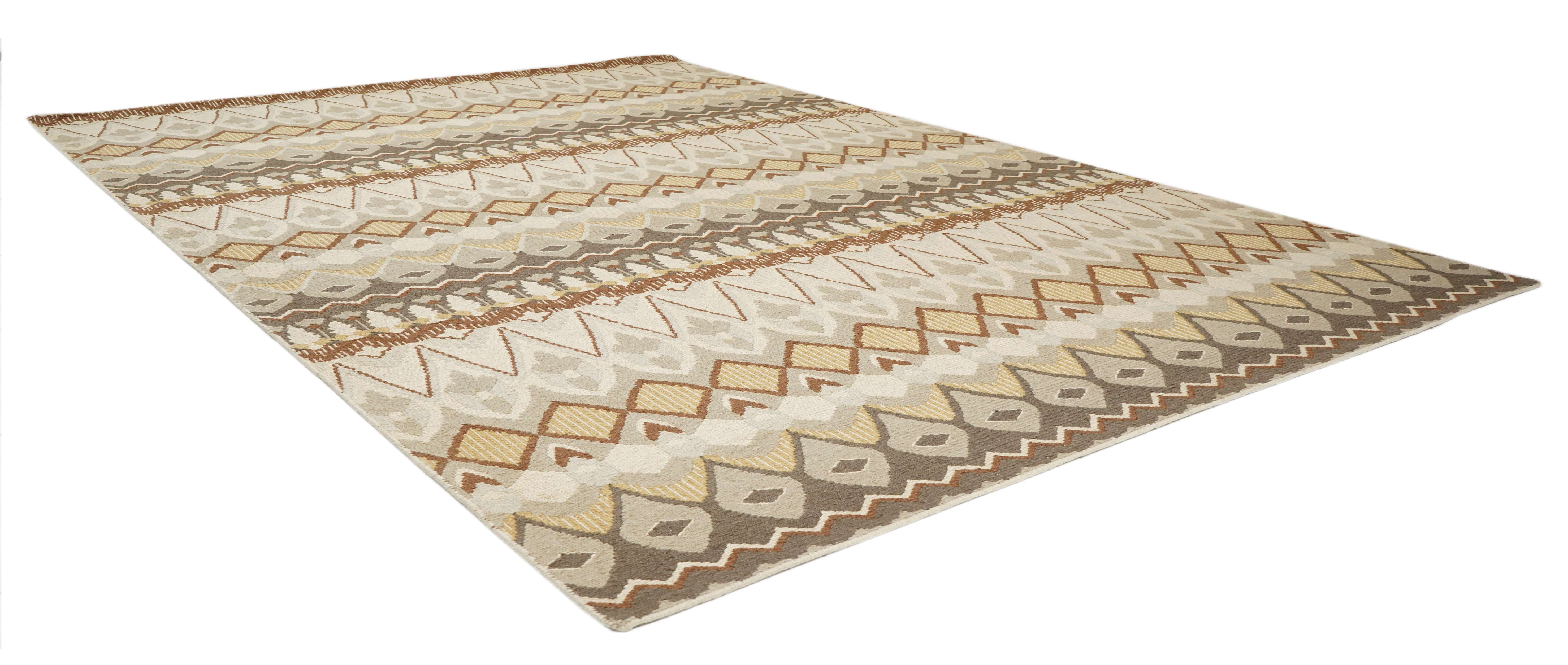 SUMAK RED PERSIAN RUG