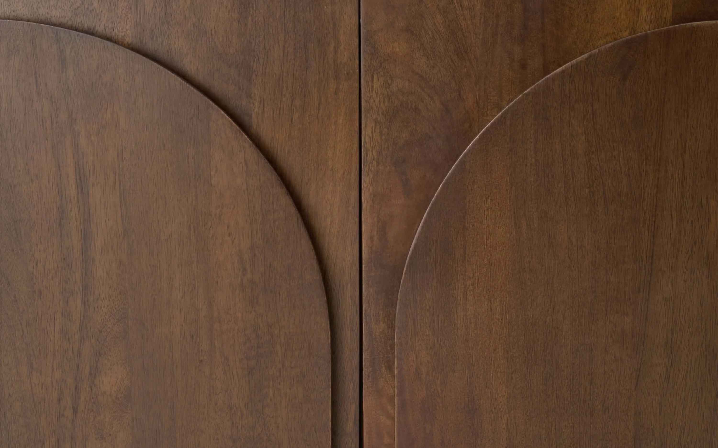 Ribbed Highboard