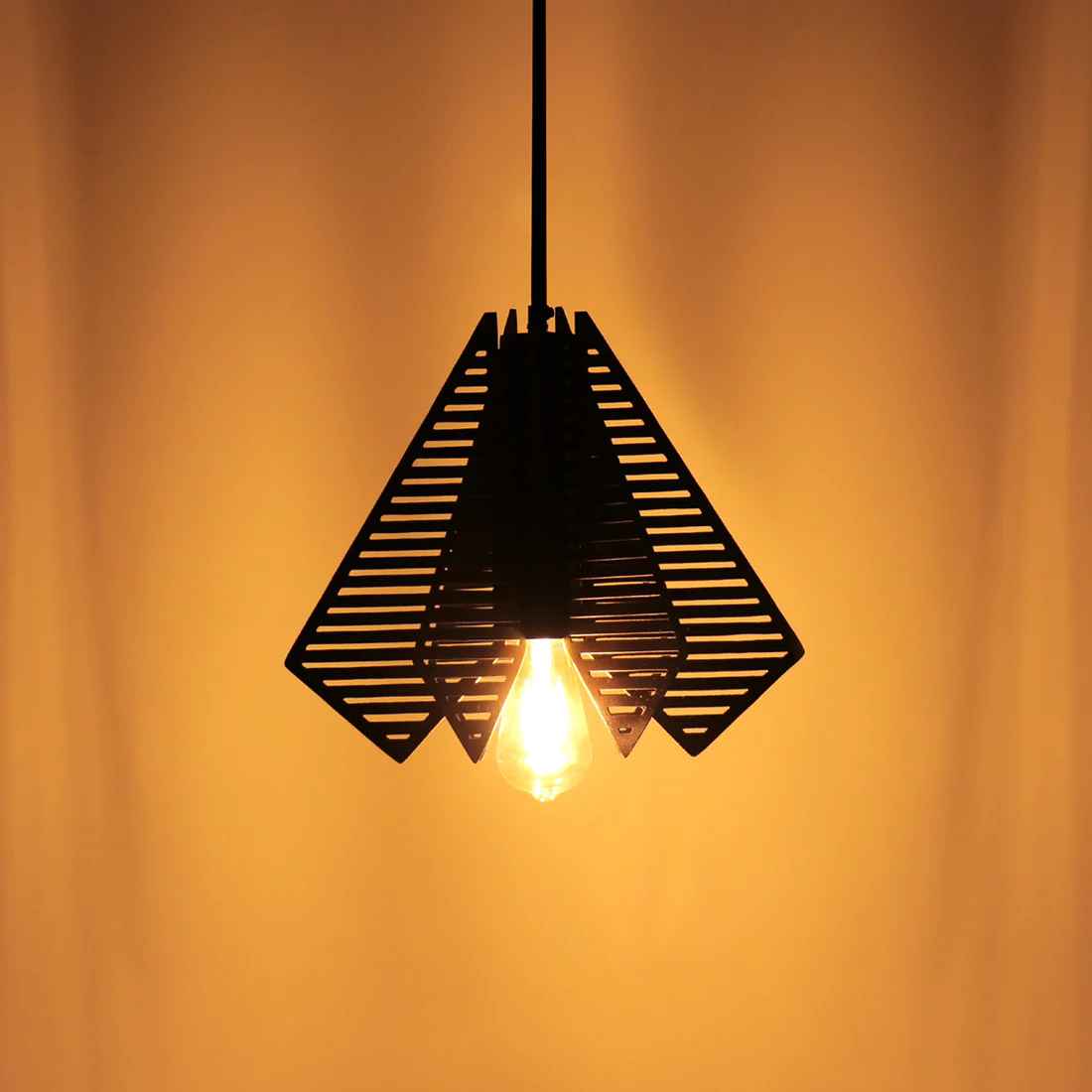 Arin Mesh Wide Hanging Lamp