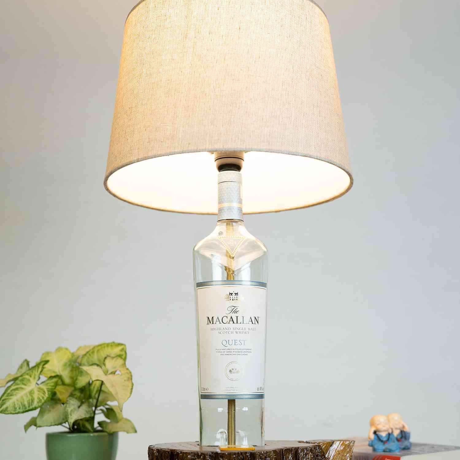 Wood Base Solid Table Lamp