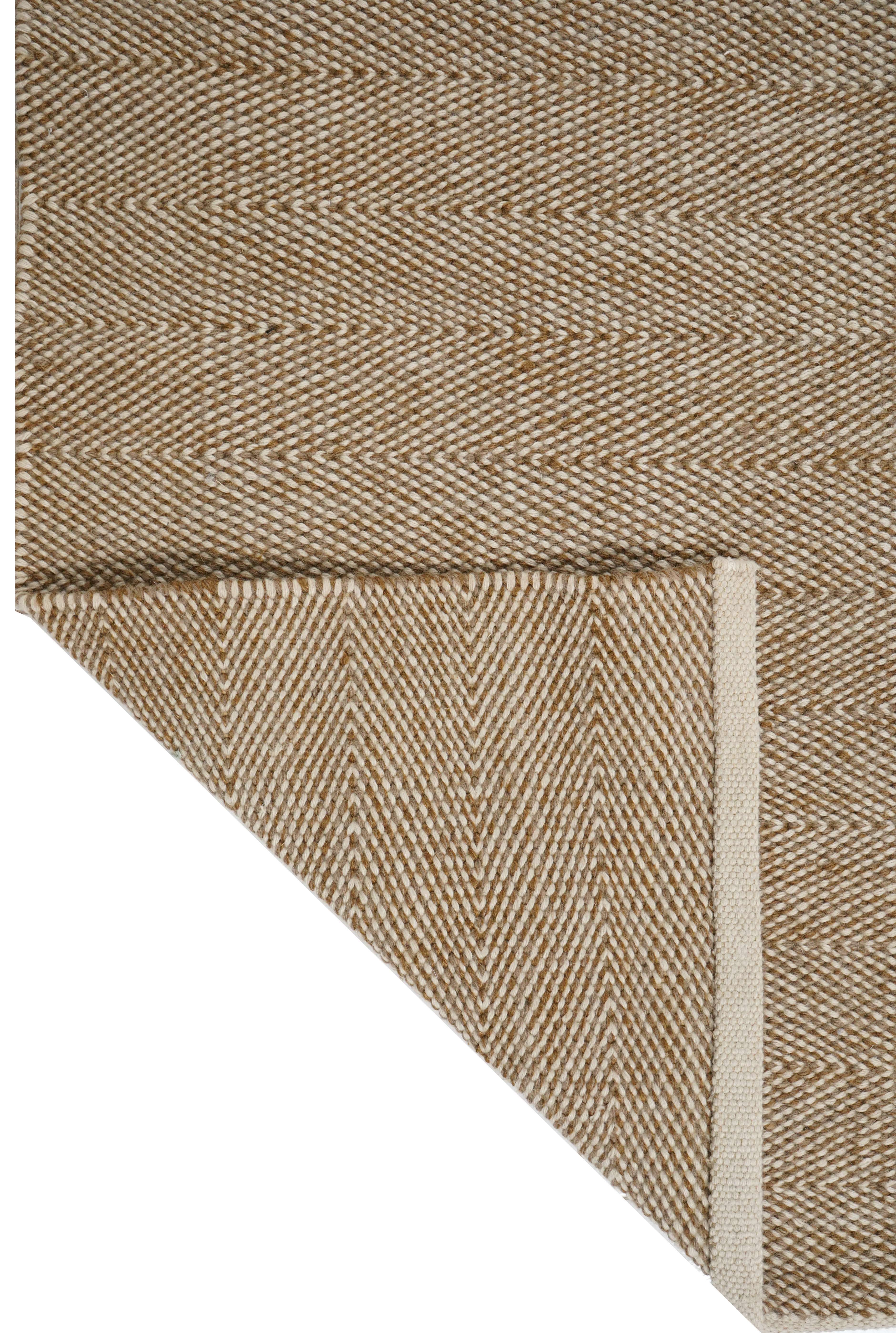 CREAM & BROWN SPIDER WEAVE RUG