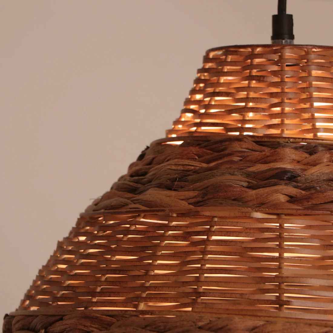 Sufi Light Finish Wall lamp