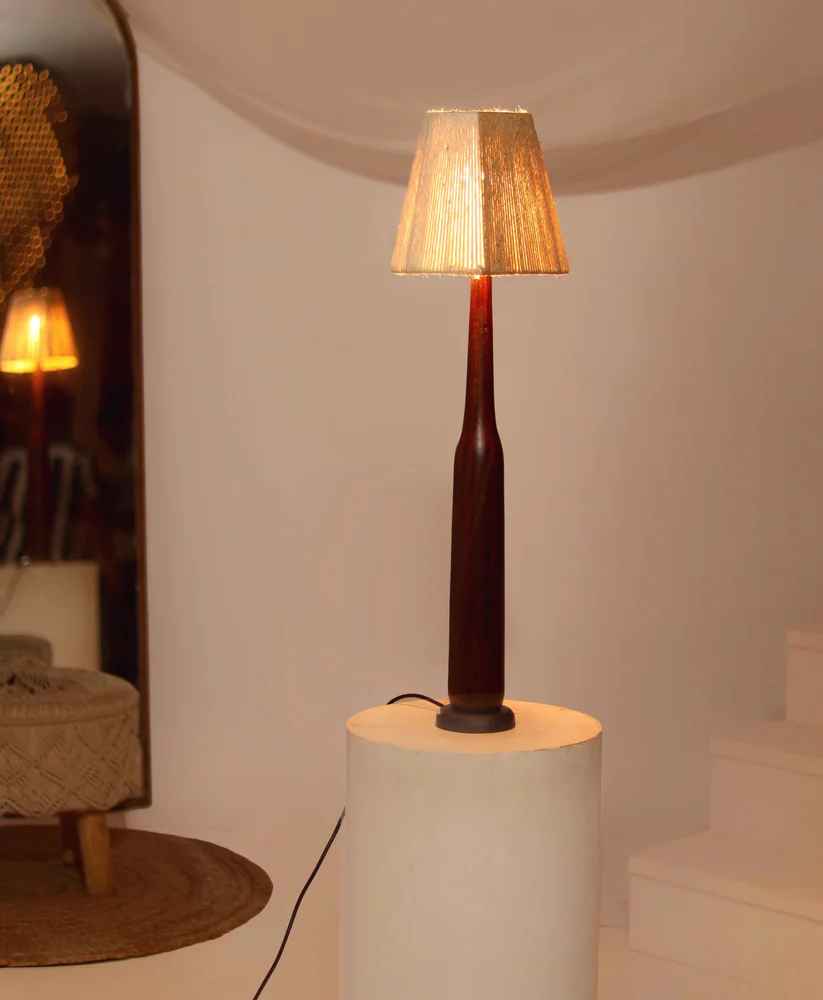 Dj - Table Lamp